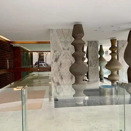 Cosy Trocadero 2 Minute Walk Eiffel Tower